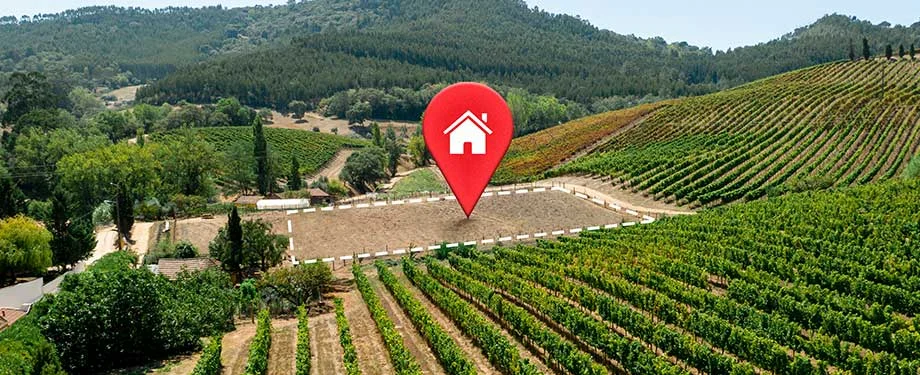 Como posso proteger a minha propriedade rural? Na imagem, vemos uma propriedade rural que est&aacute; sendo protegida ap&oacute;s o dono contratar o seguro propriedade rural 