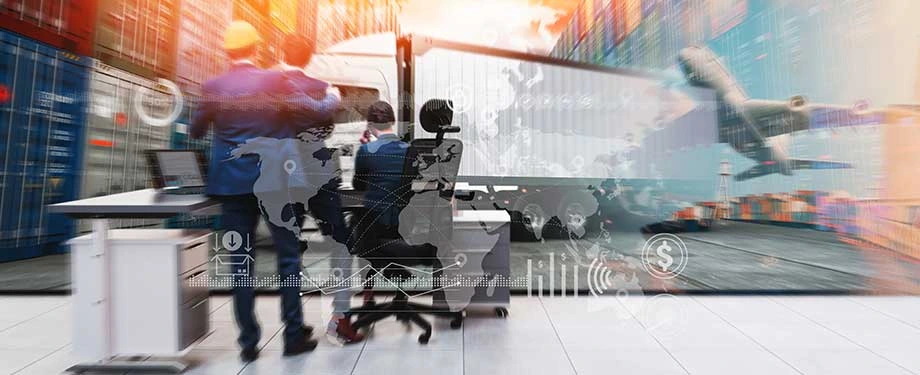 O que significa imposto ex-tarifário? Na imagem, pessoas localizam mercadorias em alusão ao incentivo fiscal ex-tarifário