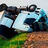 Caminhão tombado; Seguro de carga para acidente com corretora de seguros Mutuus